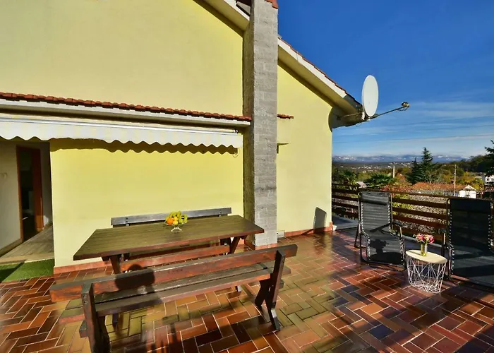 Karlo By Interhome 公寓